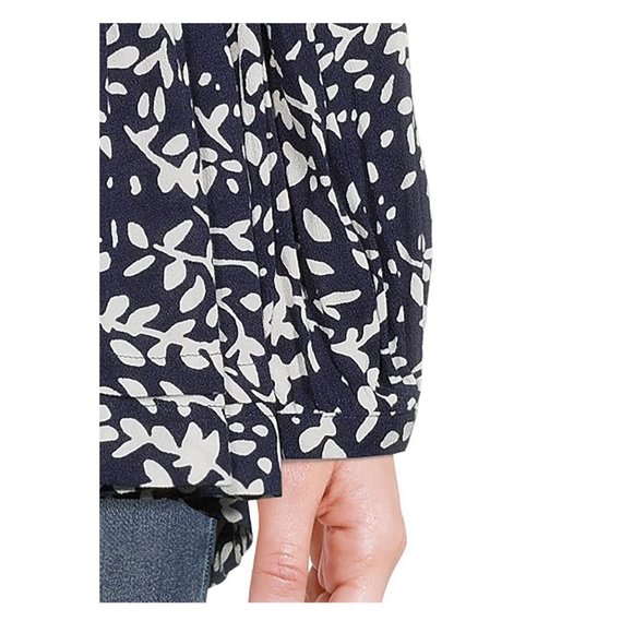 NWT Time and Tru Women's Tiered Blue White Spring Feminine Flowy Top SZ Small - Picture 3 of 6